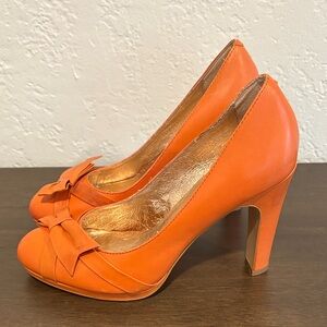 Miss Albright Orange Bow Peep-Toe Pumps